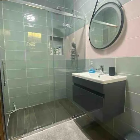 Lovely 1 Bed Studio Apartment With Free Parking Oxford Exterior photo