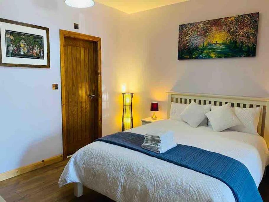 Lovely 1 Bed With Free Parking *